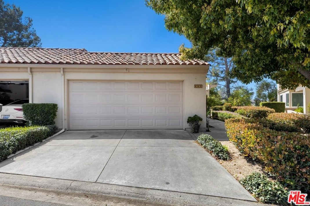 440 Pinehurst Ct, Fullerton CA  92835-2734 exterior