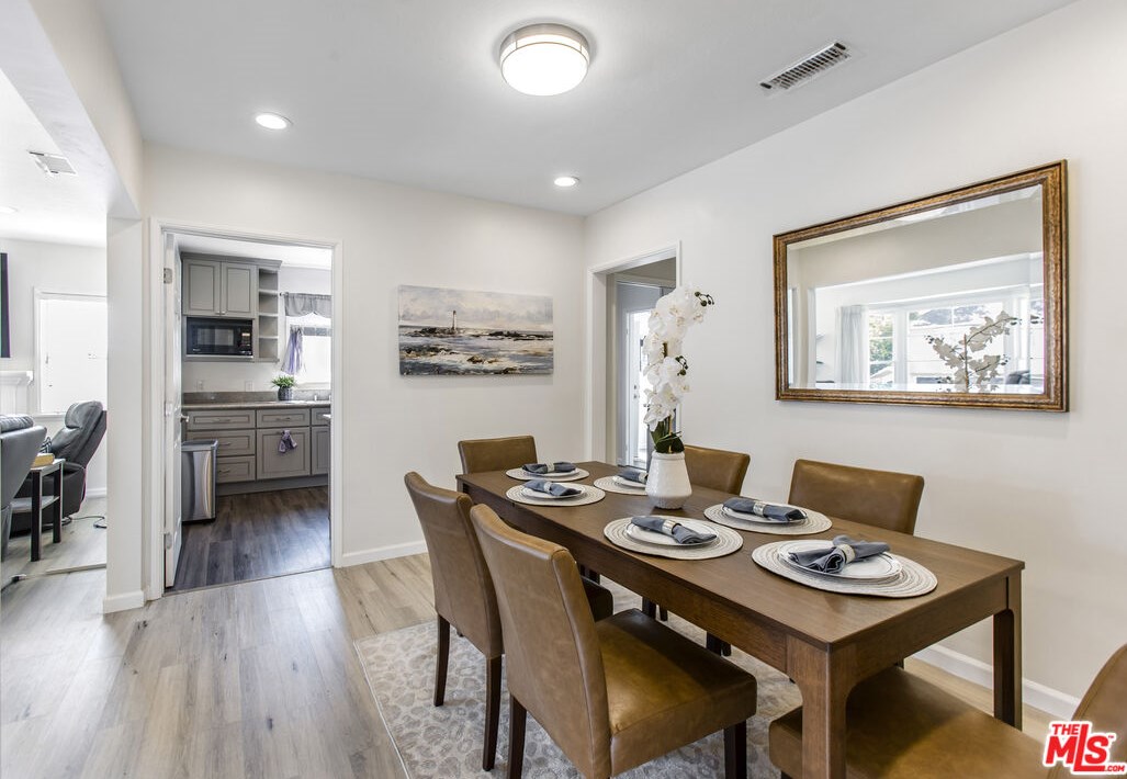 5127 Parkglen Ave, Los Angeles CA  90043-1033 exterior