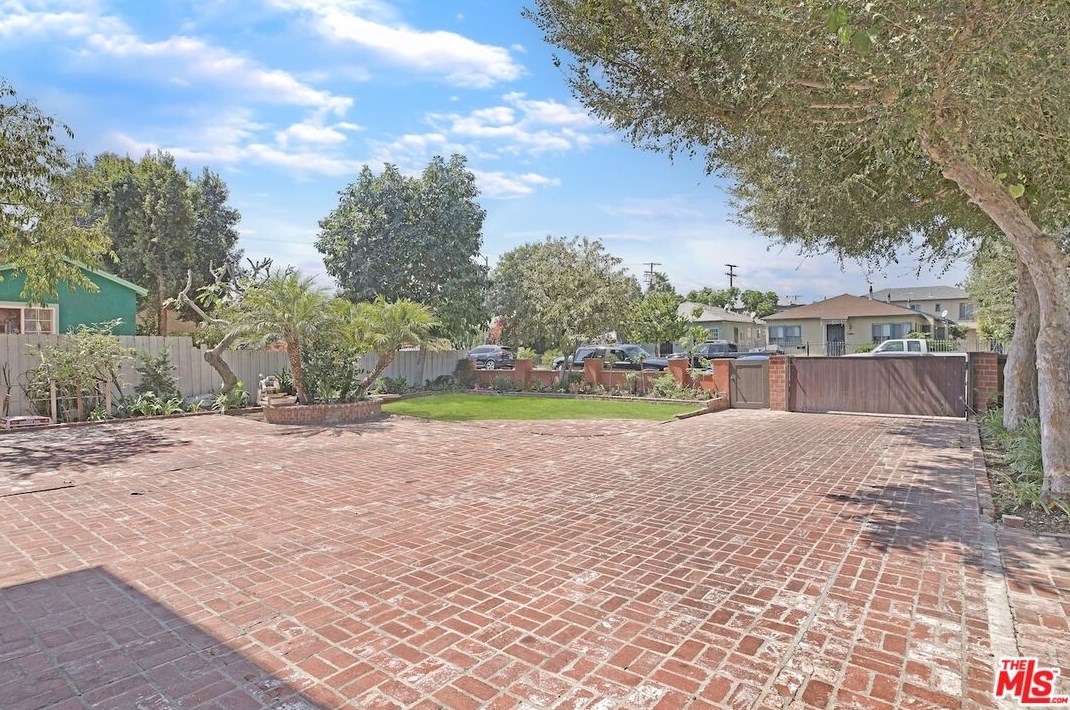 2630 Cullen St, Los Angeles CA  90034-2611 exterior