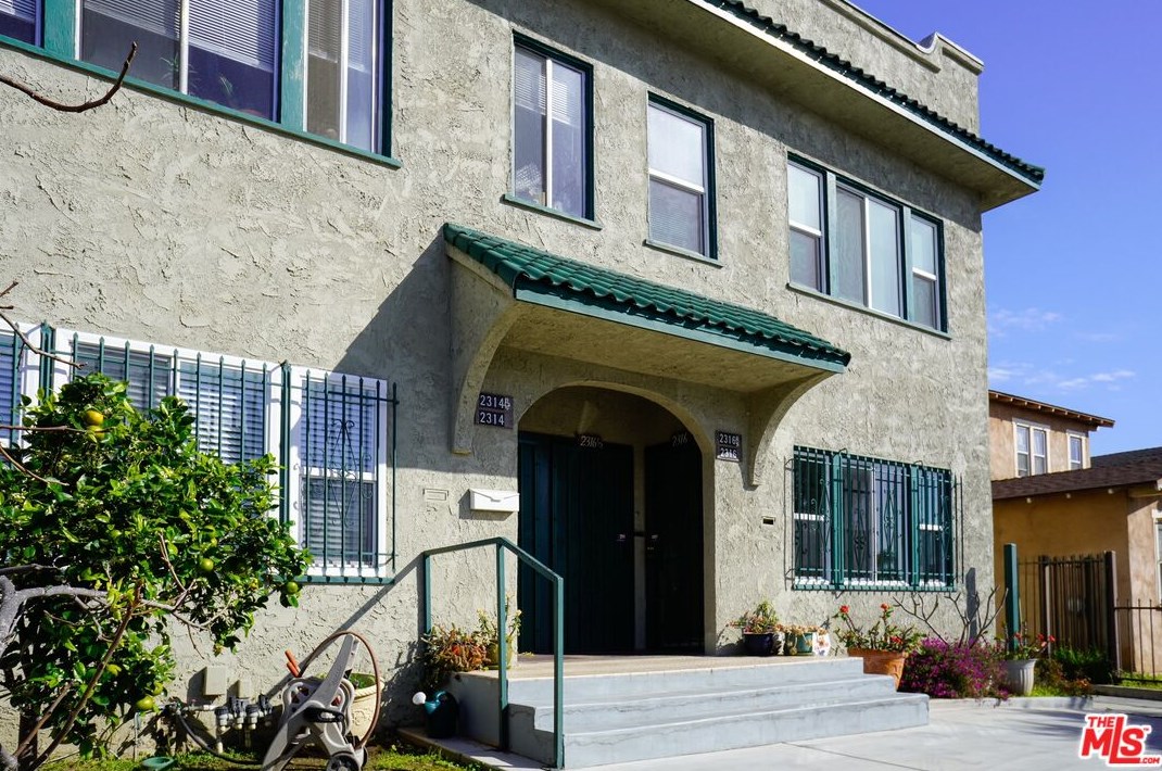 2314 Crenshaw Blvd #4, Los Angeles, CA 90016