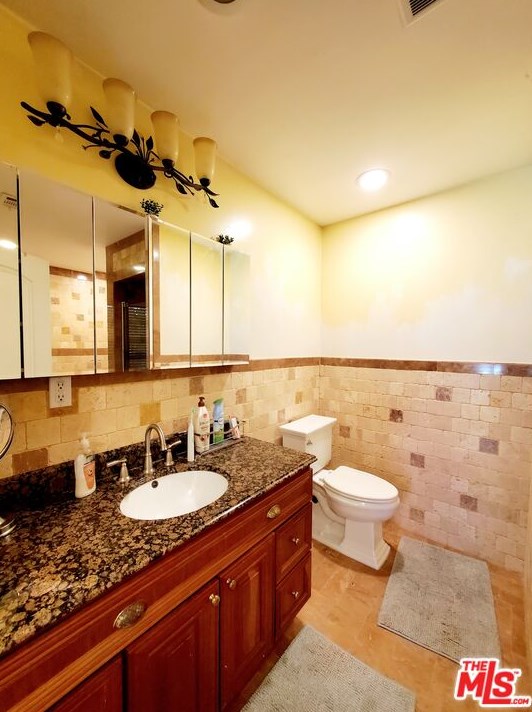 10436 Cheviot Dr, Los Angeles CA  90064-4408 exterior
