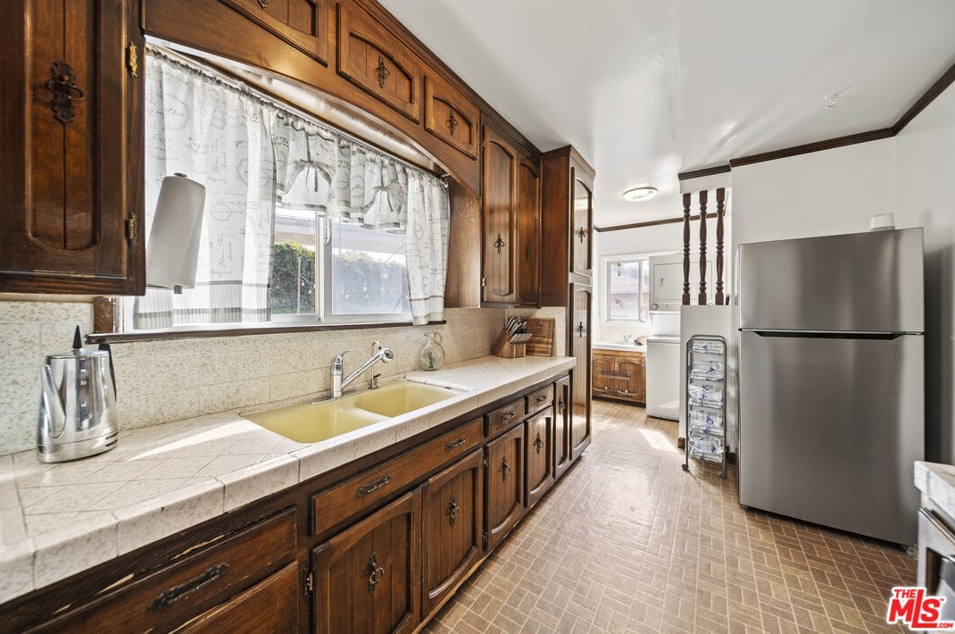 11278 Ivy Pl, Los Angeles CA  90064-3917 exterior