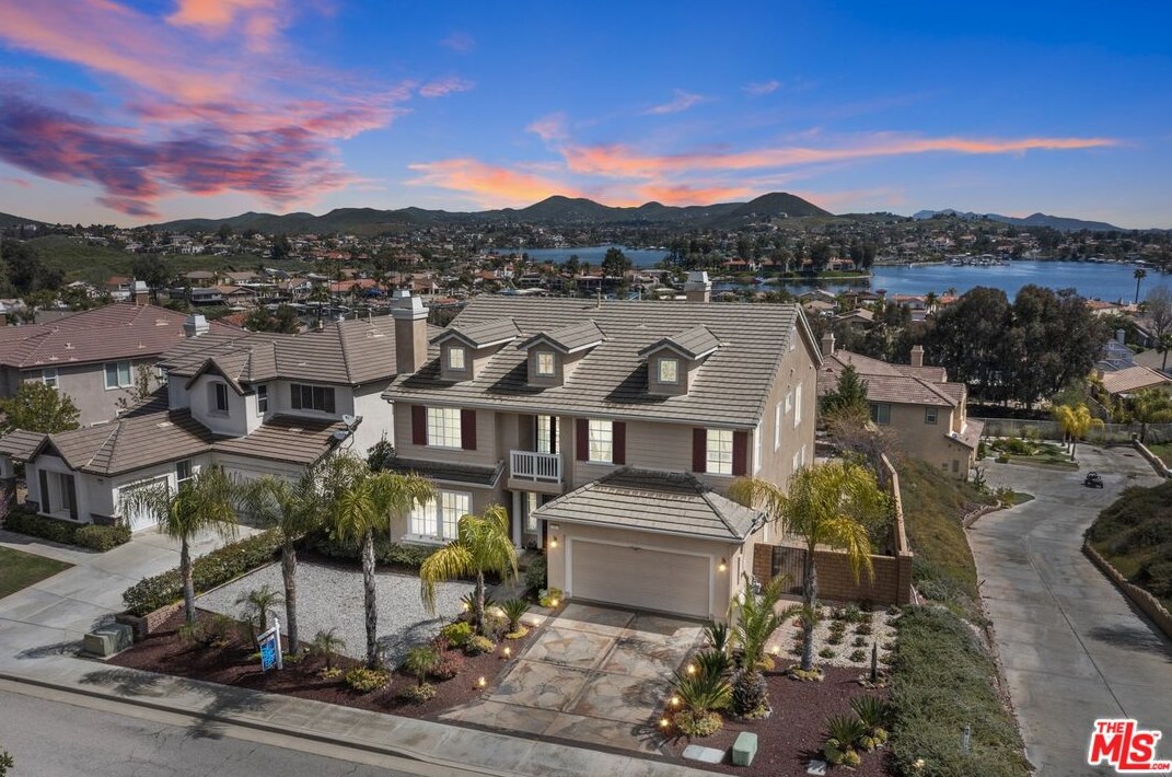 11 Via Del Macci Ct, Lake Elsinore, CA 92532