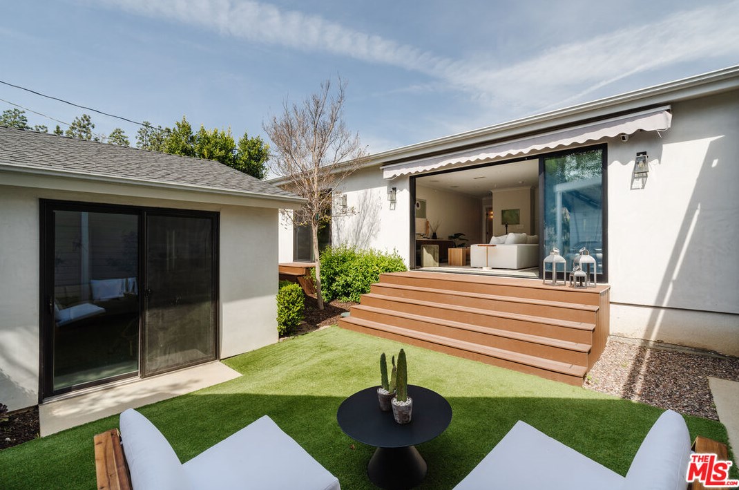 2901 Glendon Ave, Los Angeles CA  90064-4103 exterior