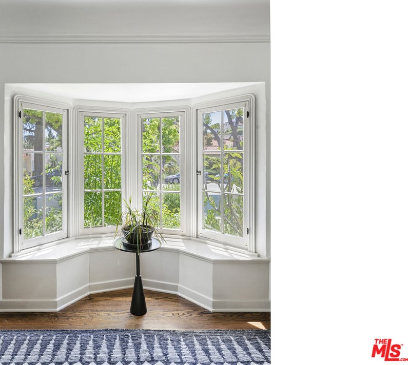 3473 Rowena Ave, Los Angeles CA  90027-2218 exterior