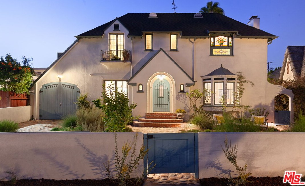 3473 Rowena Ave, Los Angeles CA  90027-2218 exterior