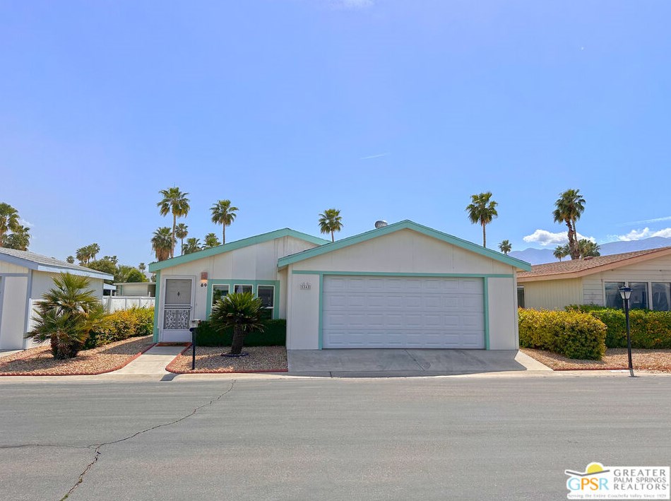 84 Zacharia Dr, Cathedral City, CA 92234