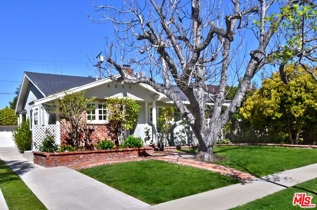 4567 Nagle Ave, Van Nuys, CA 91423