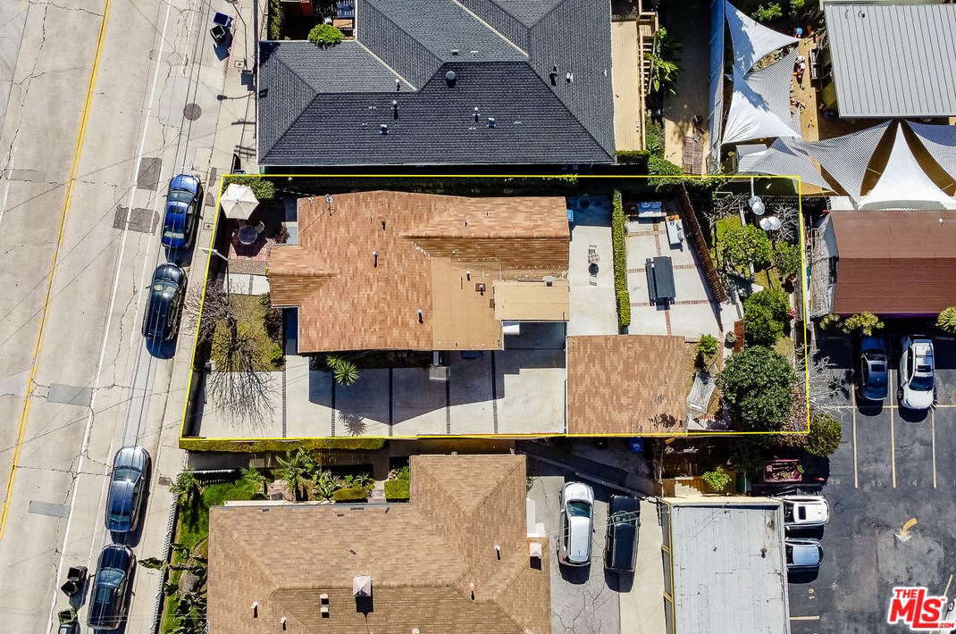 1905 Griffith Park Blvd, Los Angeles CA  90039-3518 exterior