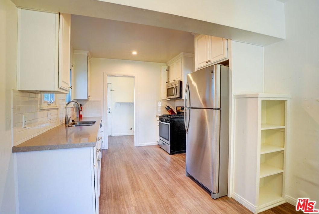 10596 Ayres Ave, Los Angeles CA  90064-3343 exterior