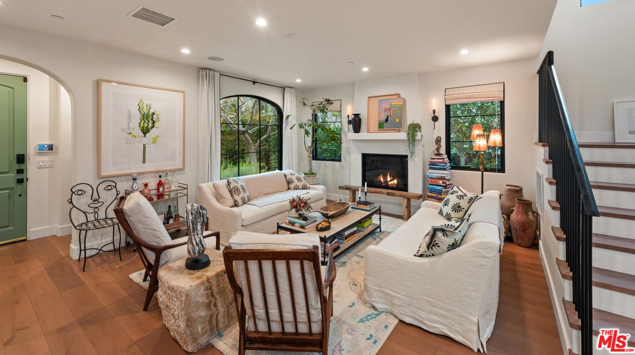 547 Gardner St, Los Angeles CA  90036-5710 exterior