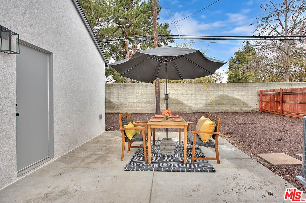 12023 Belhaven St, Los Angeles CA  90059-2832 exterior