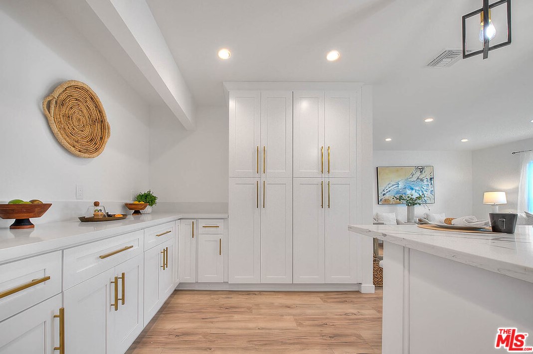 12023 Belhaven St, Los Angeles CA  90059-2832 exterior