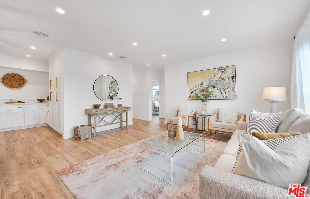 12023 Belhaven St, Los Angeles CA  90059-2832 exterior