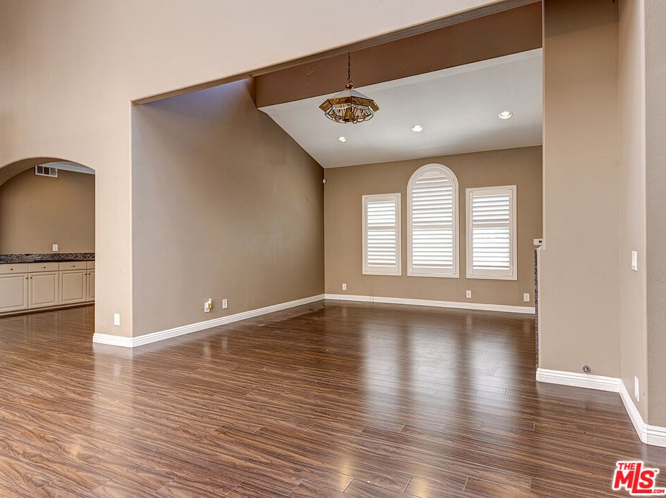 128 Anita Ave, Los Angeles CA  90049-2720 exterior