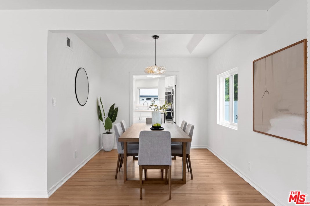 7912 Mcconnell Ave, Los Angeles CA  90045-1046 exterior