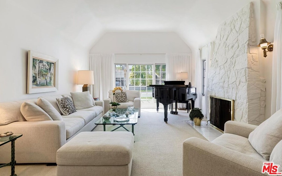 216 S La Peer Dr, Beverly Hills, CA 90211