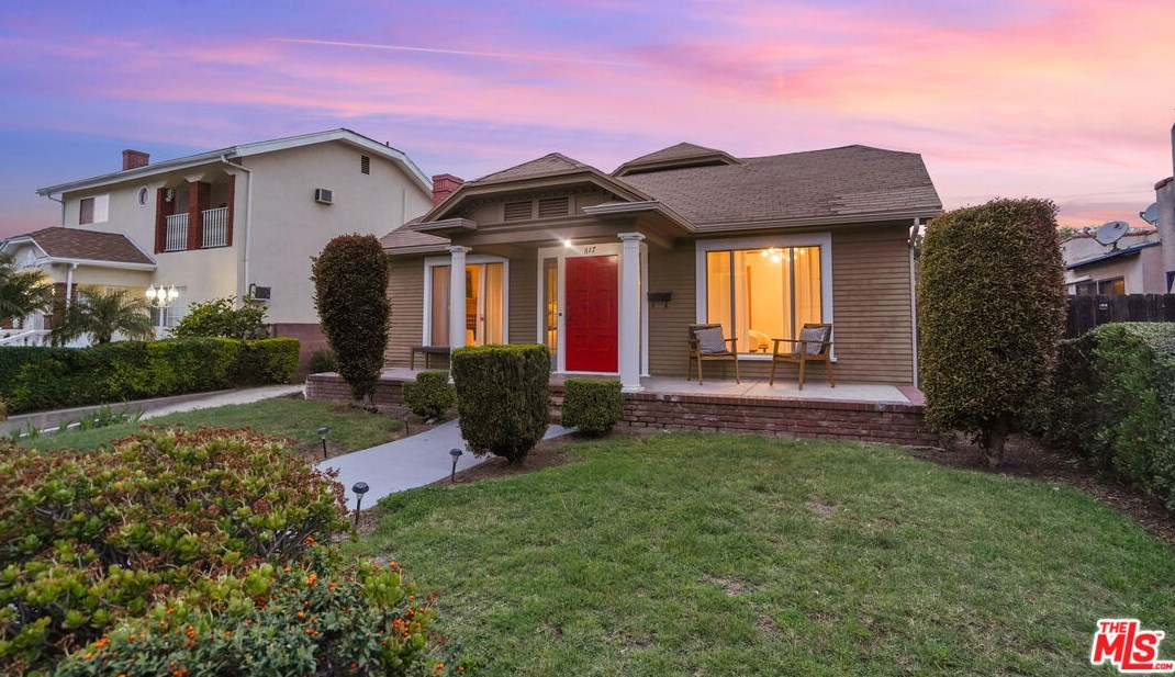 617 Gower St, Los Angeles CA  90004-1303 exterior