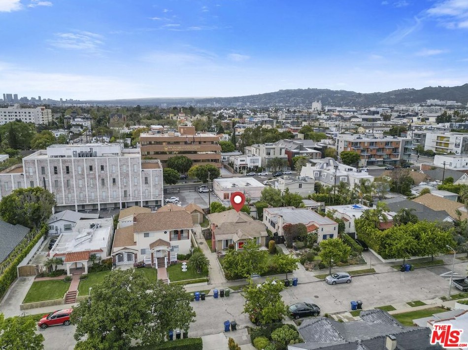 617 Gower St, Los Angeles CA  90038-3913 exterior