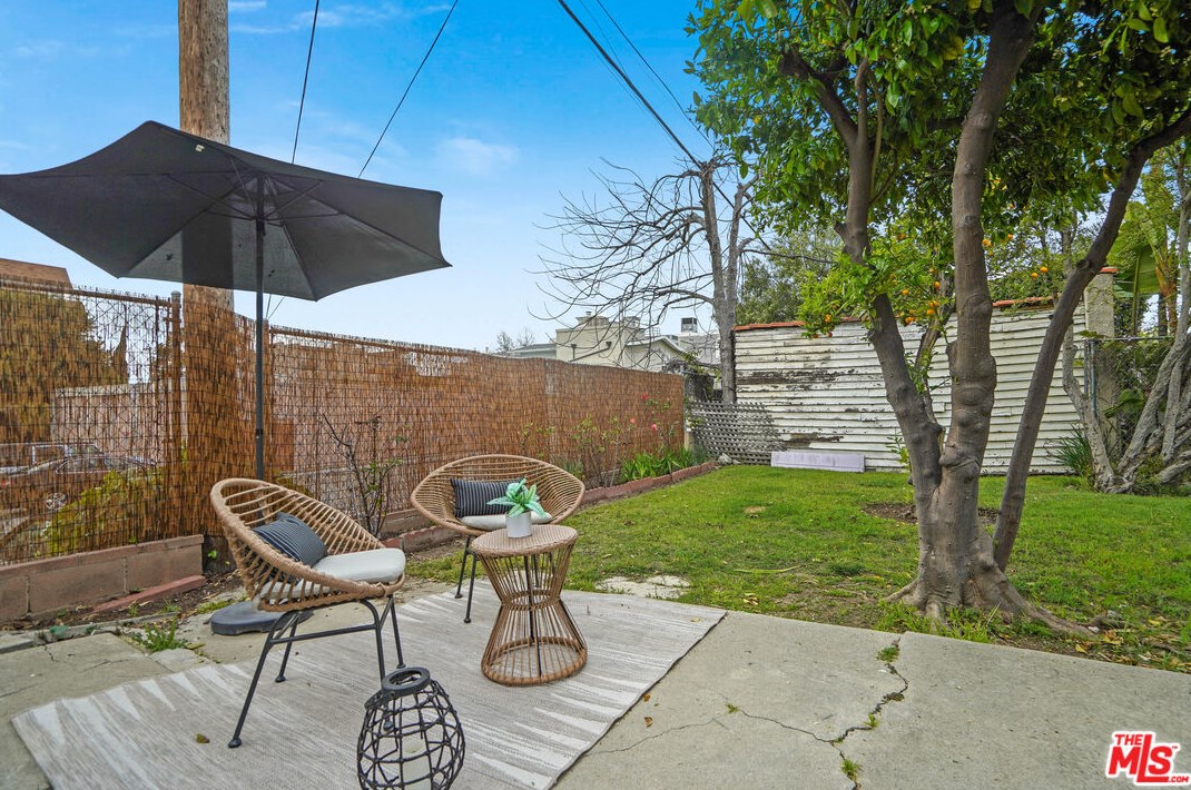 617 Gower St, Los Angeles CA  90038-3913 exterior