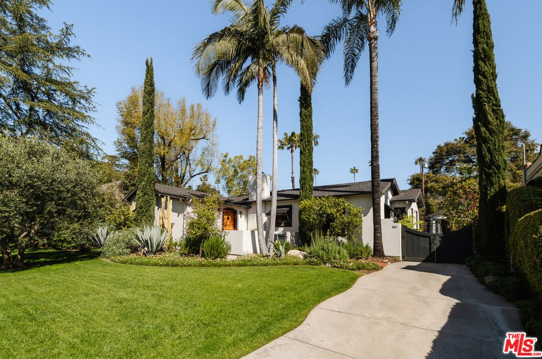 1175 Sonoma Dr, Altadena, CA 91001-3149