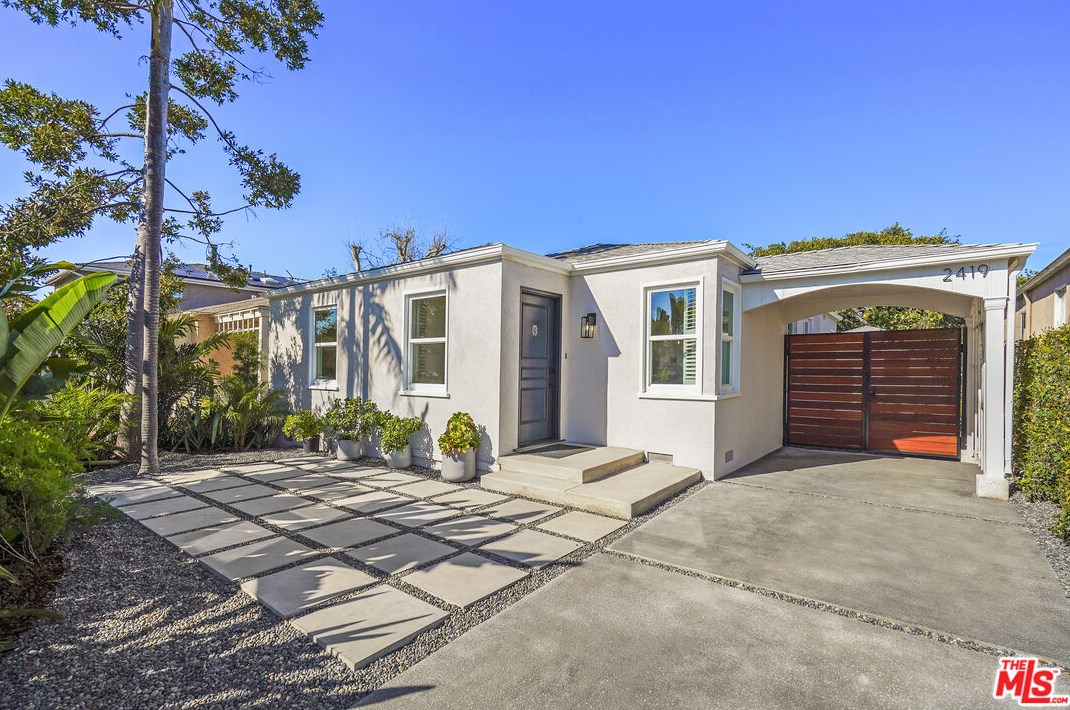 2419 32nd St, Santa Monica, CA 90405