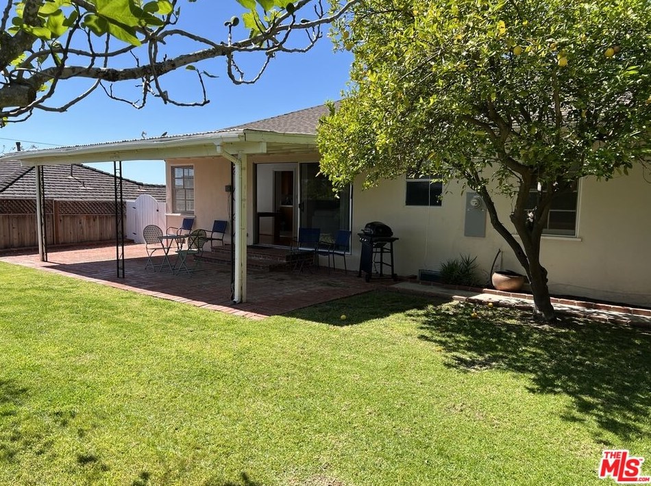 10746 Cranks Rd, Los Angeles CA  90230-5481 exterior