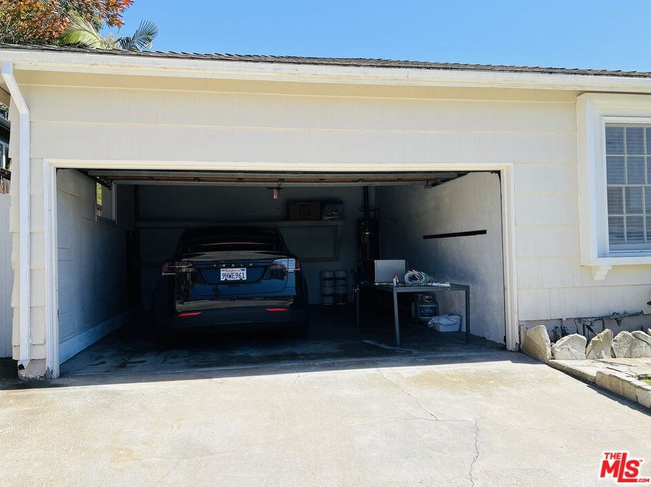 10746 Cranks Rd, Los Angeles CA  90230-5481 exterior