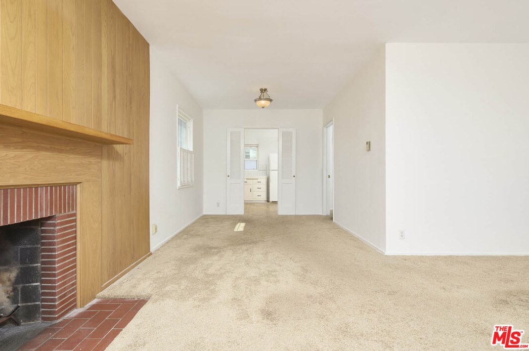 12321 Stanwood Dr, Los Angeles CA  90066-1056 exterior