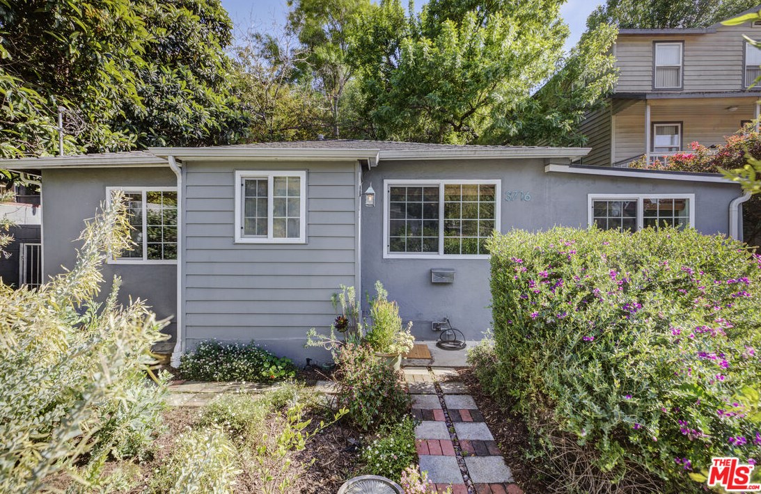 3716 Ackerman Dr, Los Angeles, CA 90065-3506