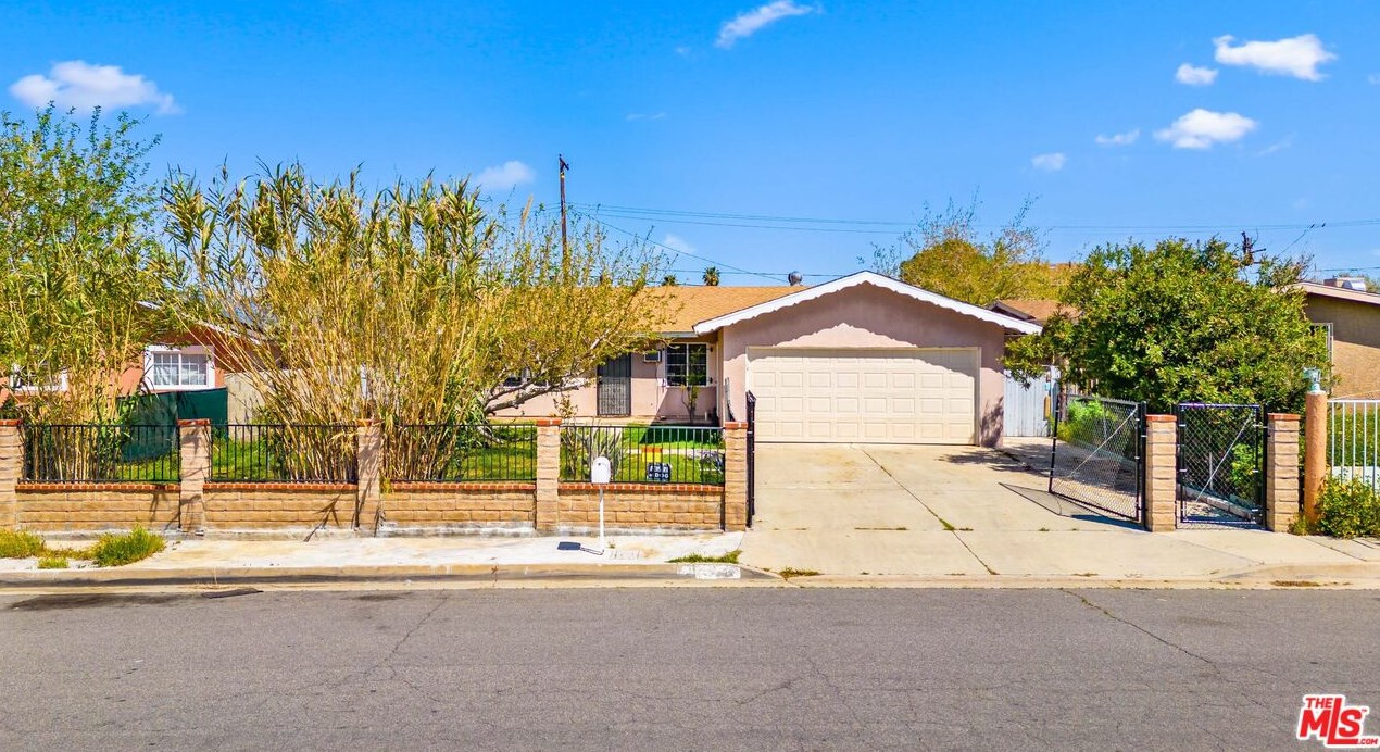 38466 Sumac Ave, Palmdale, CA 93550