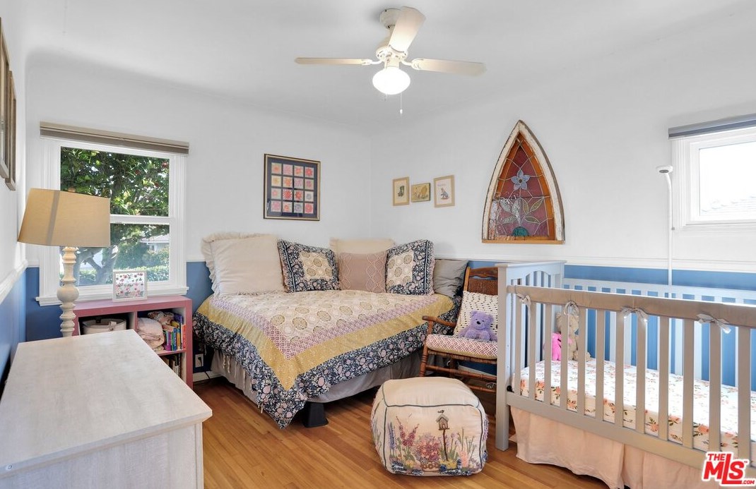 8320 Bleriot Ave, Los Angeles CA  90045-3025 exterior