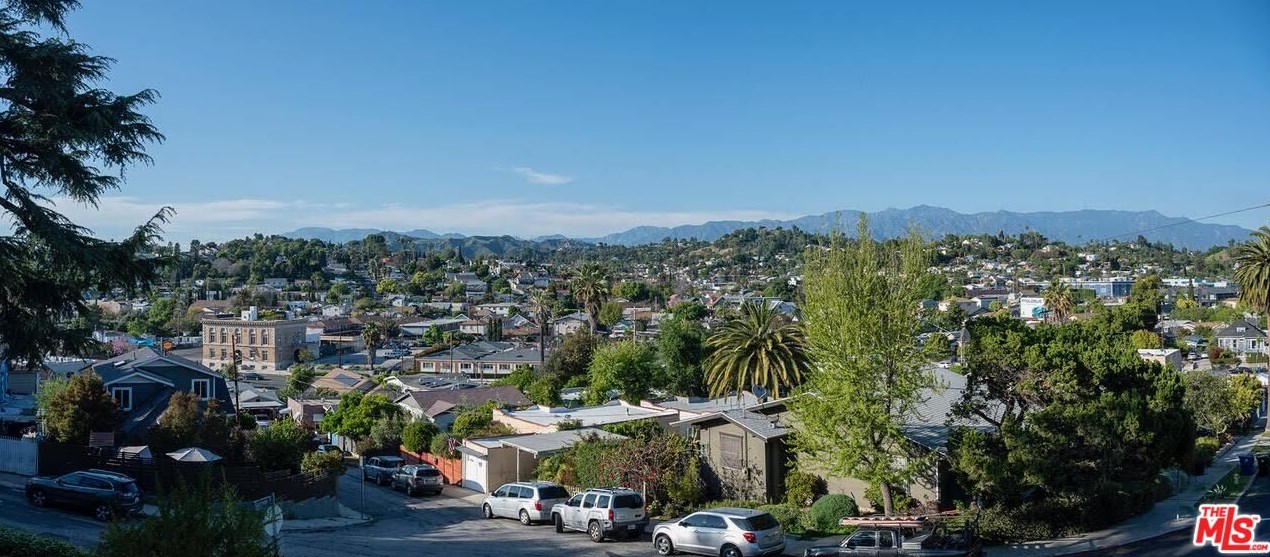 6176 Outlook Ave, Los Angeles, CA 90042-3571