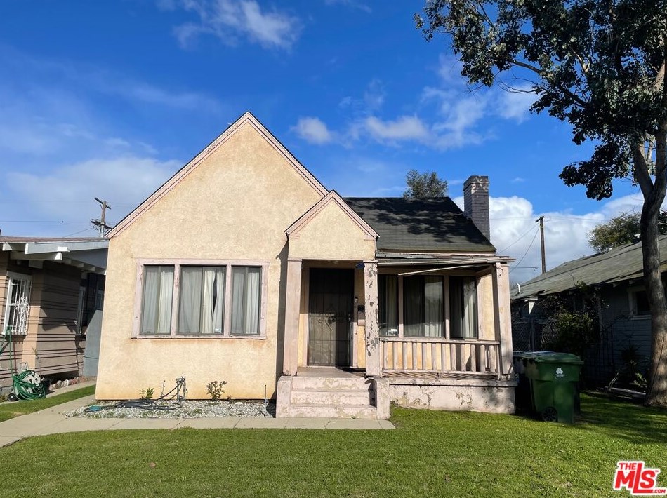 3566 S Gramercy Pl, Los Angeles, CA 90018