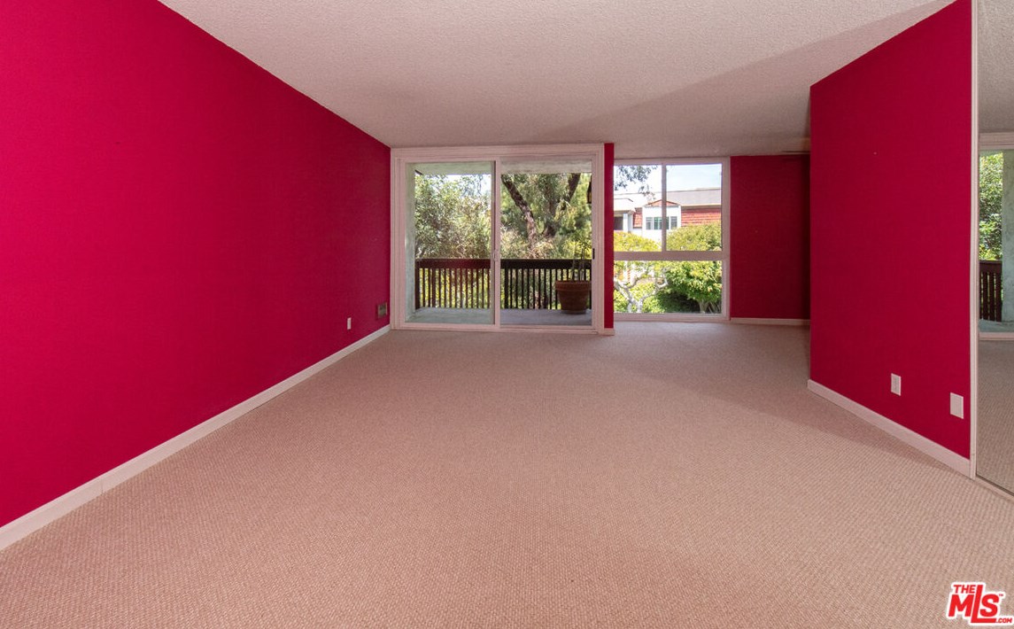5650 Sumner Way #207, Los Angeles, CA 90230