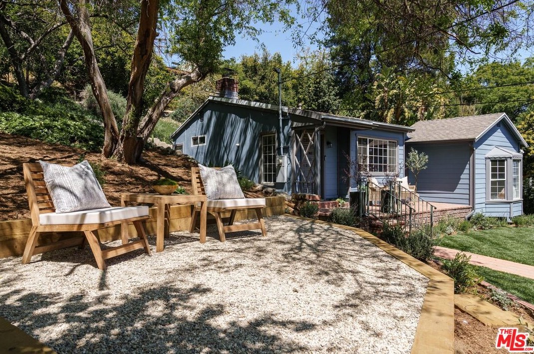 8983 Wonderland Ave, Los Angeles CA  90046-1853 exterior