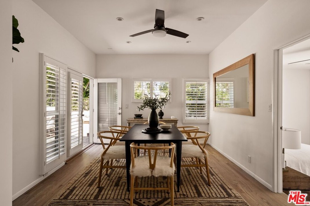 8983 Wonderland Ave, Los Angeles CA  90046-1853 exterior