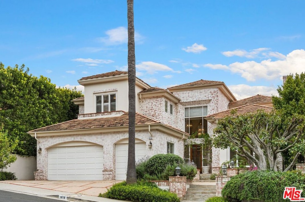 1618 Chastain Parkway, Pacific Palisades, CA 90272