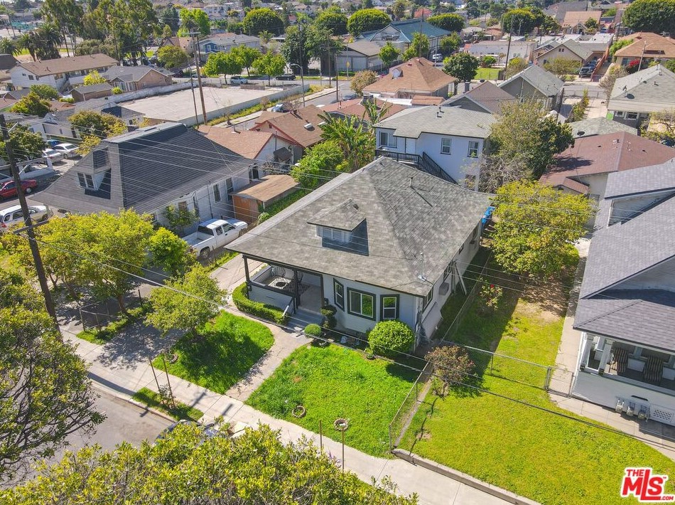 2722 2nd St, Los Angeles, CA 90057-1308