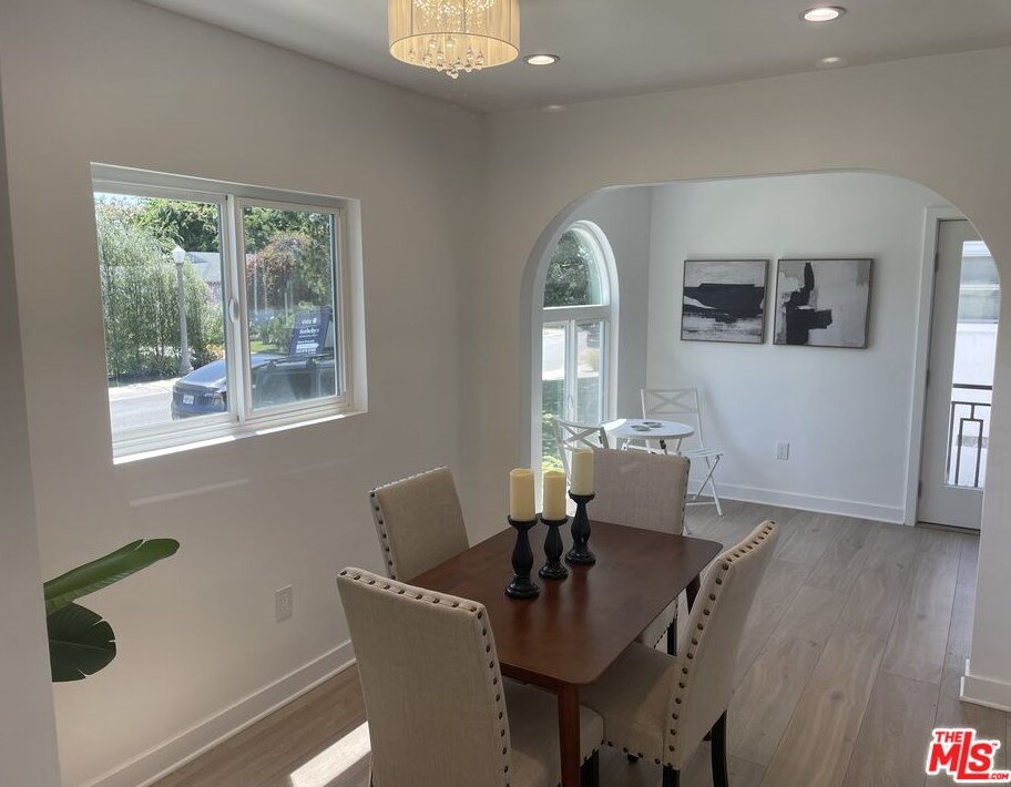 7807 Naylor Ave, Los Angeles CA  90045-2908 exterior