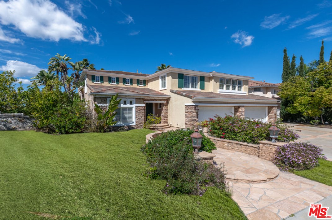 18509 Marblehead Way, Los Angeles, CA 91356-5725
