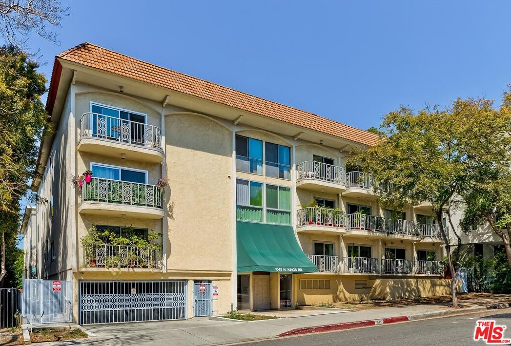 1045 Kings Rd, Los Angeles CA  90069-6001 exterior