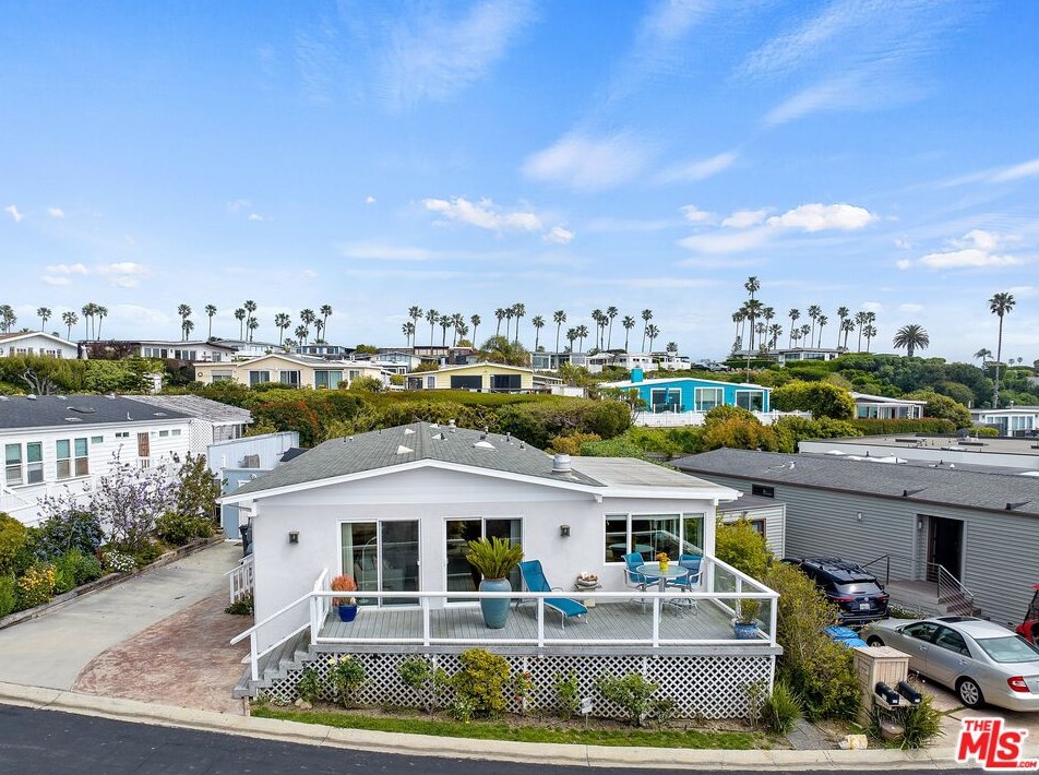 29500 Heathercliff Rd, Malibu CA  90265-4160 exterior