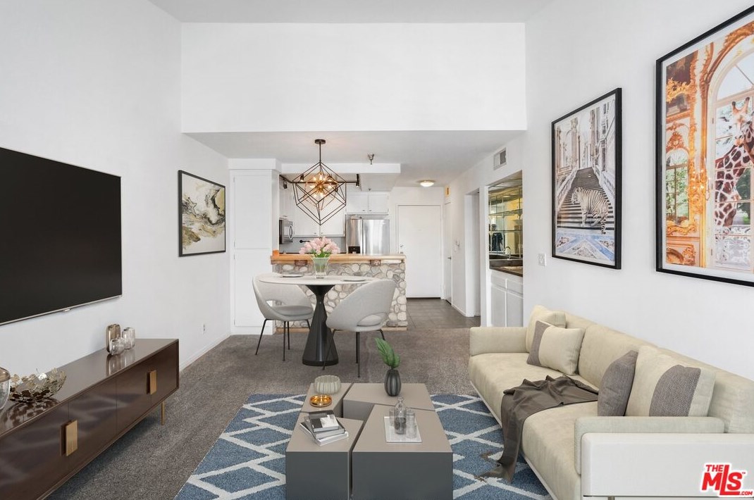 5143 Bakman Ave #416, North Hollywood, CA 91601