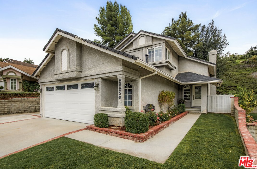 28256 Evergreen Ln, Santa Clarita, CA 91390