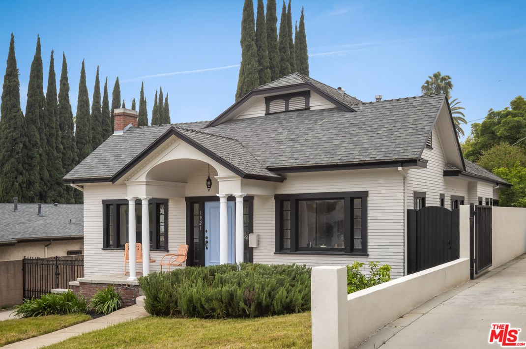 1921 St Andrews Pl, Los Angeles, CA 90068-3601