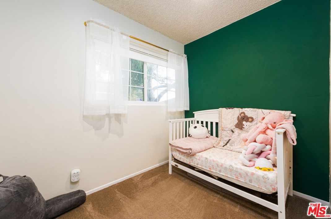 4002 Willalee Ave, Glendale CA  91214-3235 exterior