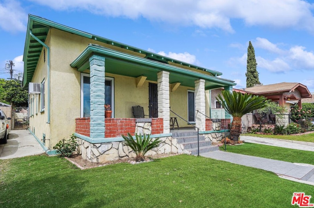 5125 Meridian St, Los Angeles CA  90042-1709 exterior