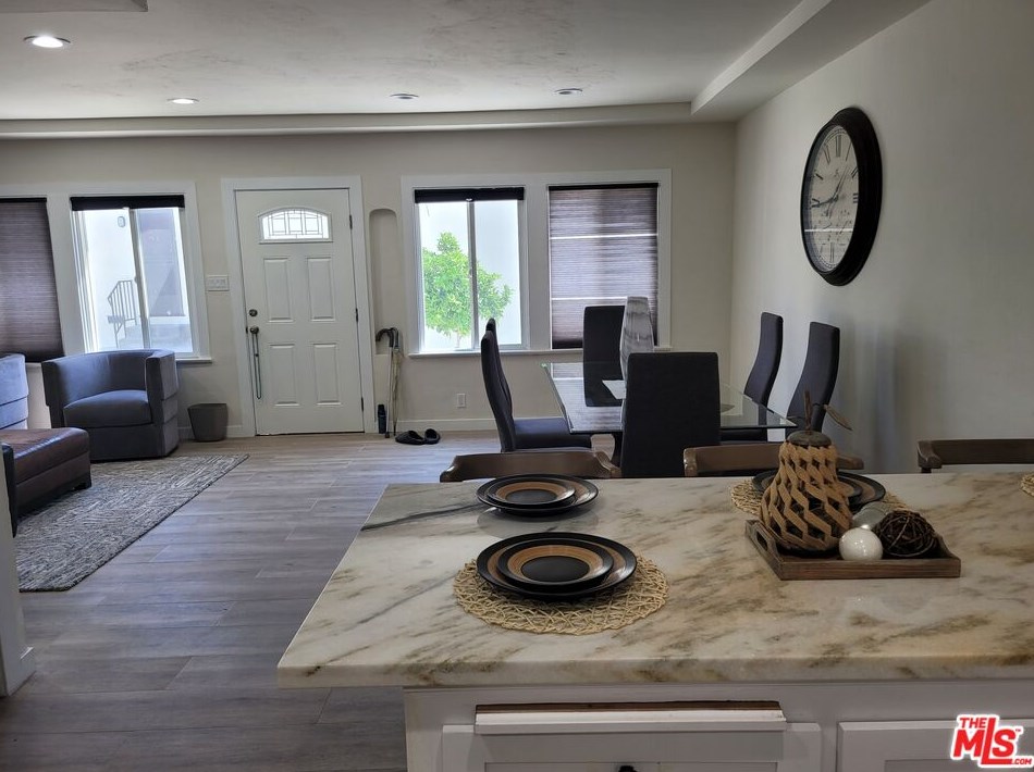 1713 82nd St, Los Angeles CA  90001-4003 exterior