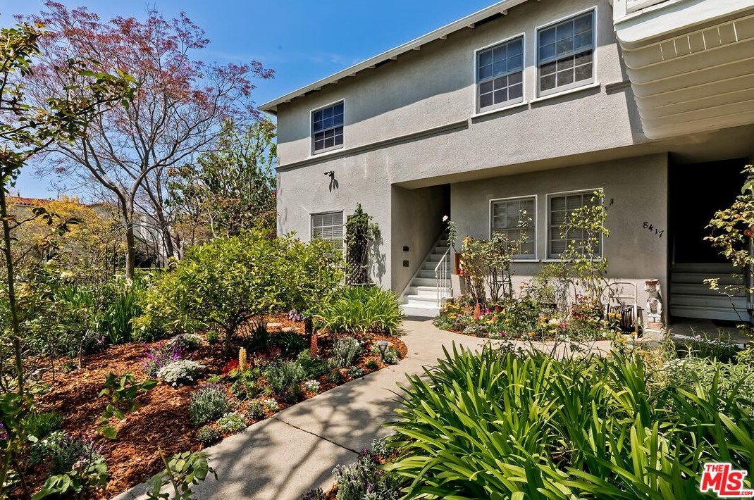 8417 Waring Ave, Los Angeles, CA 90069